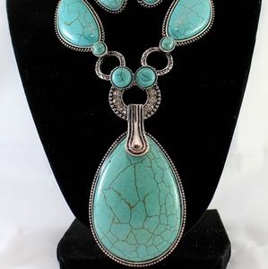 Turquoise Howlite Set